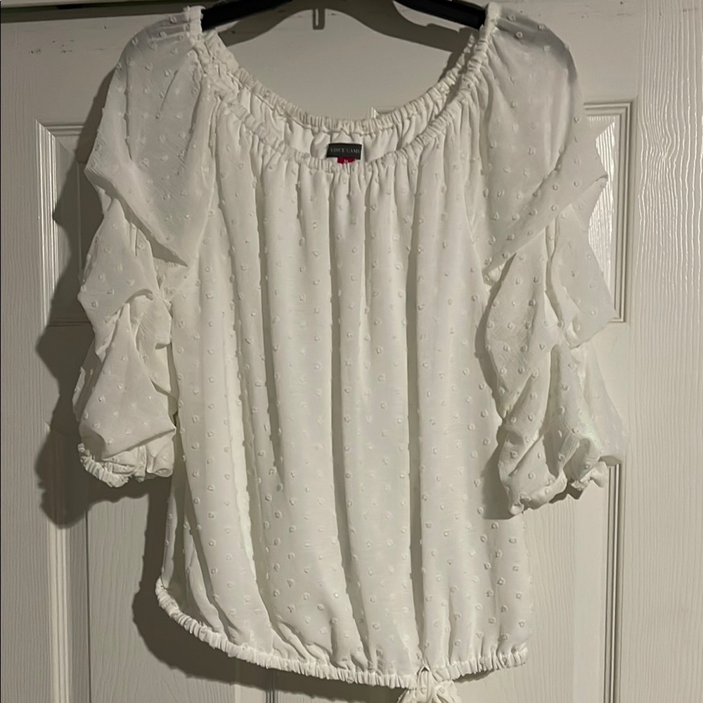 Vince Camuto White Textured Blouse with Ruffle Sleeves